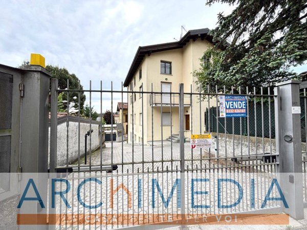 appartamento in vendita ad Induno Olona