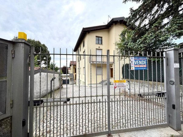 appartamento in vendita ad Induno Olona
