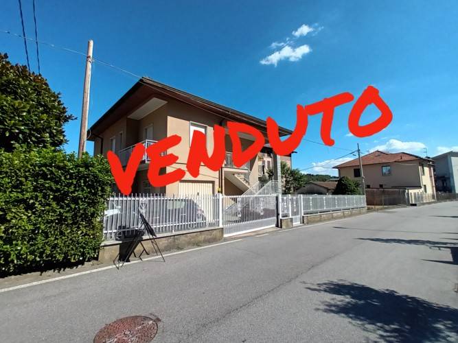 casa indipendente in vendita ad Induno Olona in zona Olona