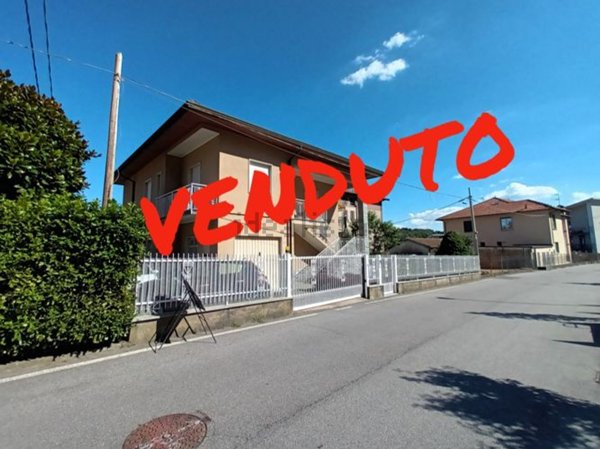 casa indipendente in vendita ad Induno Olona in zona Olona
