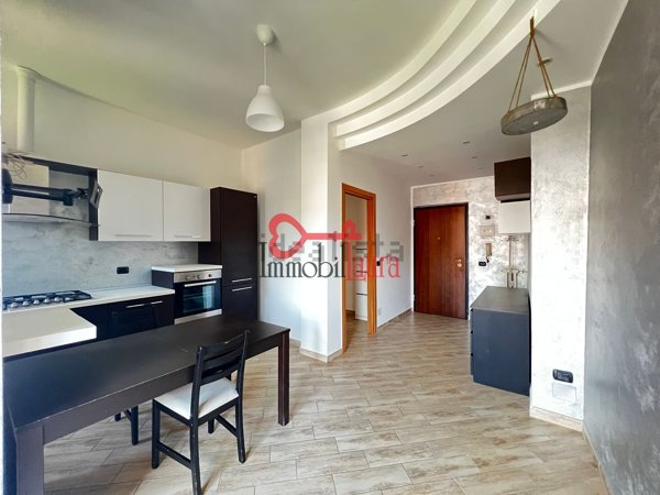 appartamento in vendita ad Induno Olona in zona San Pietro