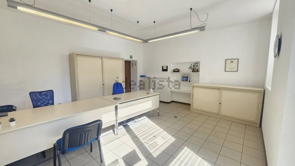 ufficio in vendita ad Induno Olona