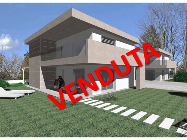 casa indipendente in vendita ad Induno Olona