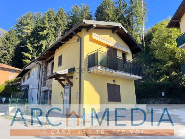 casa indipendente in vendita ad Induno Olona
