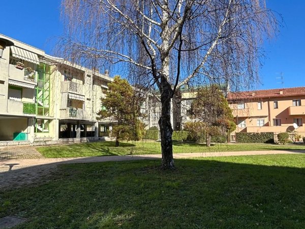 appartamento in vendita ad Induno Olona