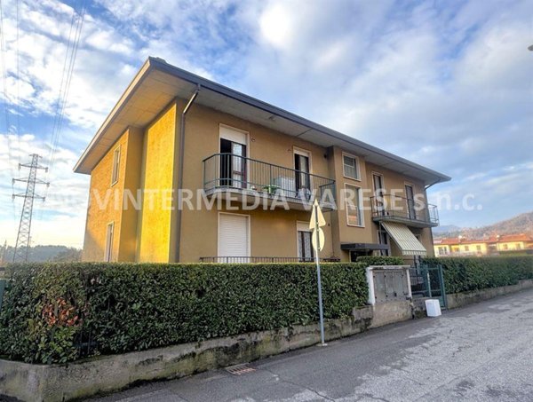 appartamento in vendita ad Induno Olona in zona San Cassano