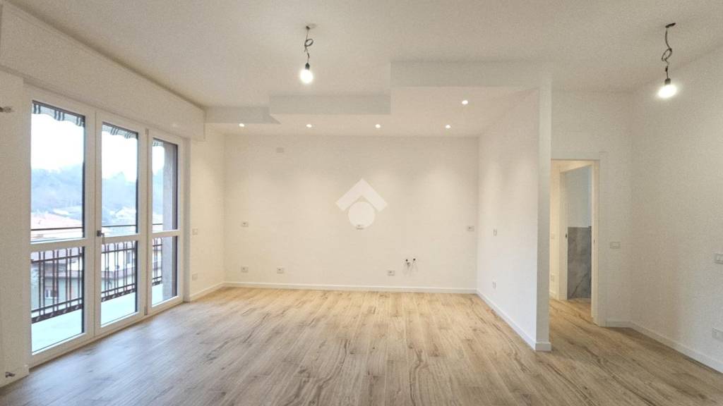 appartamento in vendita ad Induno Olona in zona Olona