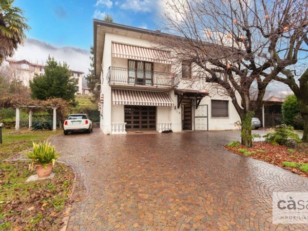 casa indipendente in vendita ad Induno Olona