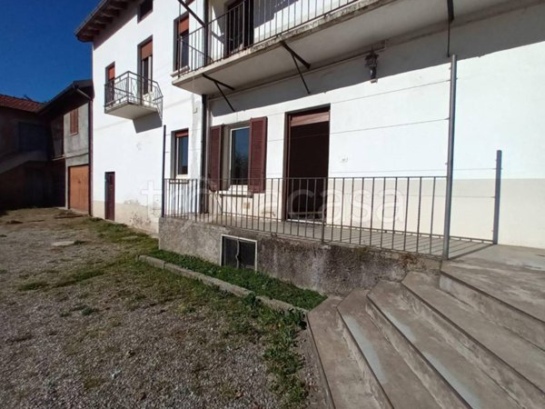 appartamento in vendita ad Induno Olona in zona Olona