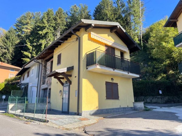 casa indipendente in vendita ad Induno Olona