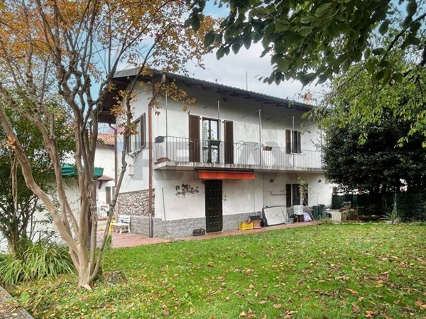 casa indipendente in vendita ad Induno Olona