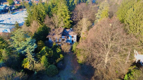 casa indipendente in vendita ad Induno Olona