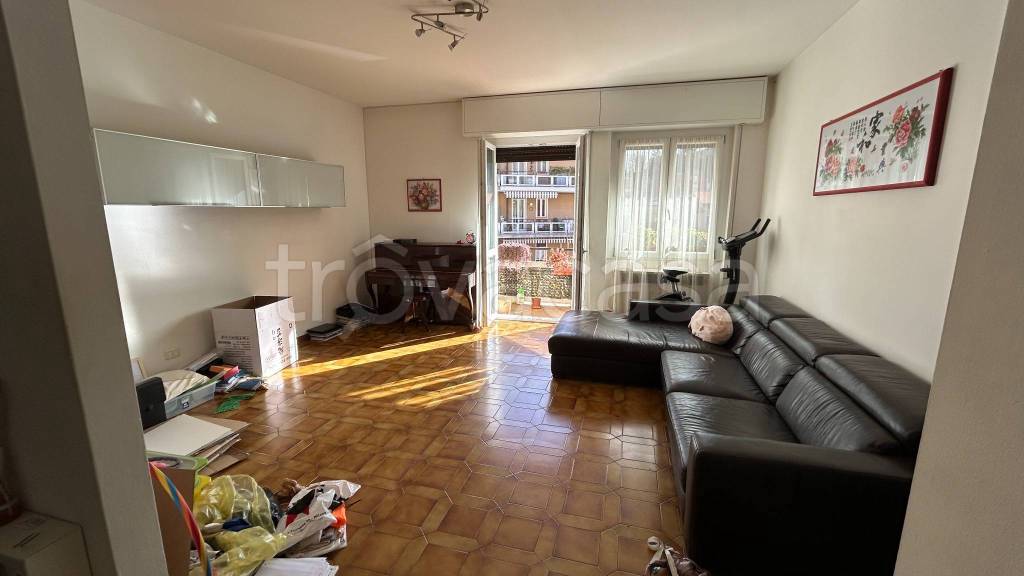 appartamento in vendita ad Induno Olona in zona Olona