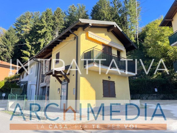 casa indipendente in vendita ad Induno Olona