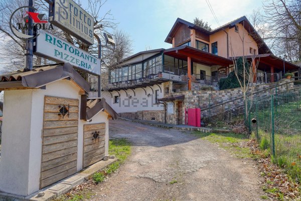 negozio in vendita ad Induno Olona