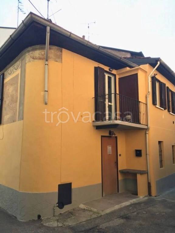 appartamento in vendita ad Induno Olona in zona Olona