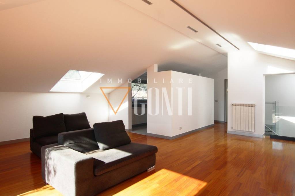 appartamento in vendita ad Induno Olona in zona Olona