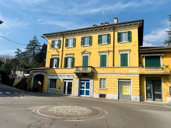 ufficio in vendita ad Induno Olona