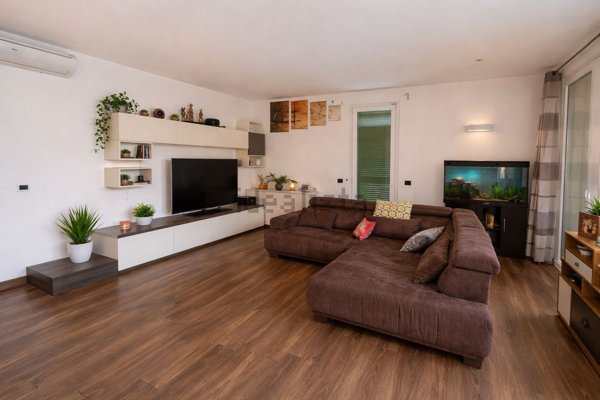 appartamento in vendita ad Induno Olona