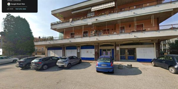 negozio in vendita ad Induno Olona