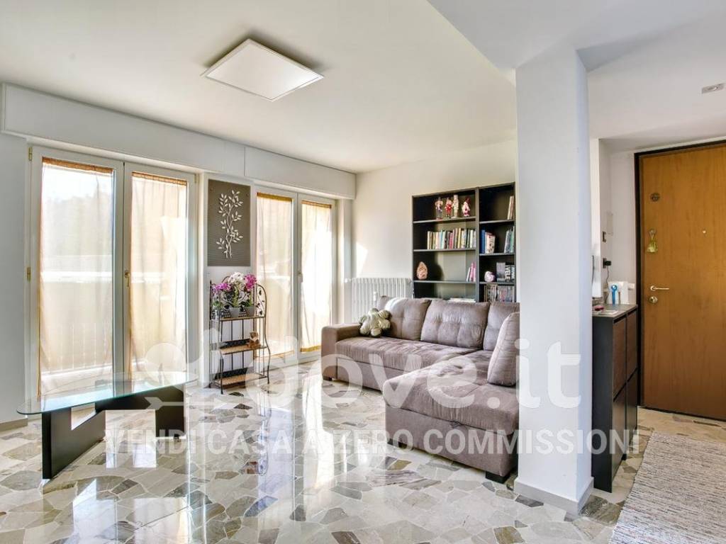 appartamento in vendita ad Induno Olona in zona Olona