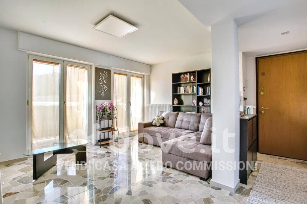 appartamento in vendita ad Induno Olona in zona Olona