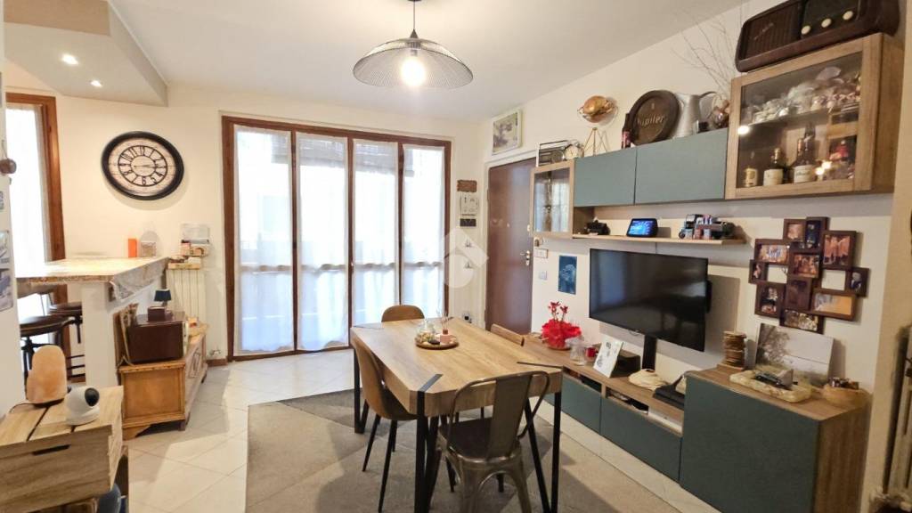 appartamento in vendita ad Induno Olona in zona Olona