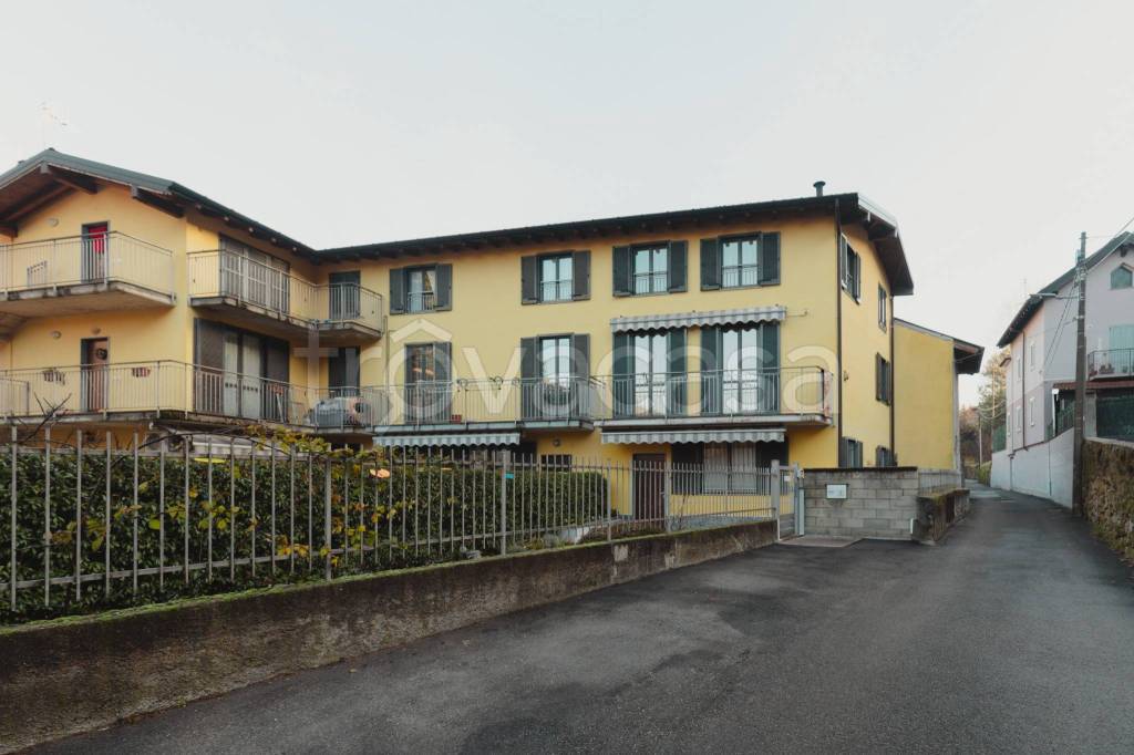 appartamento in vendita ad Induno Olona in zona Olona