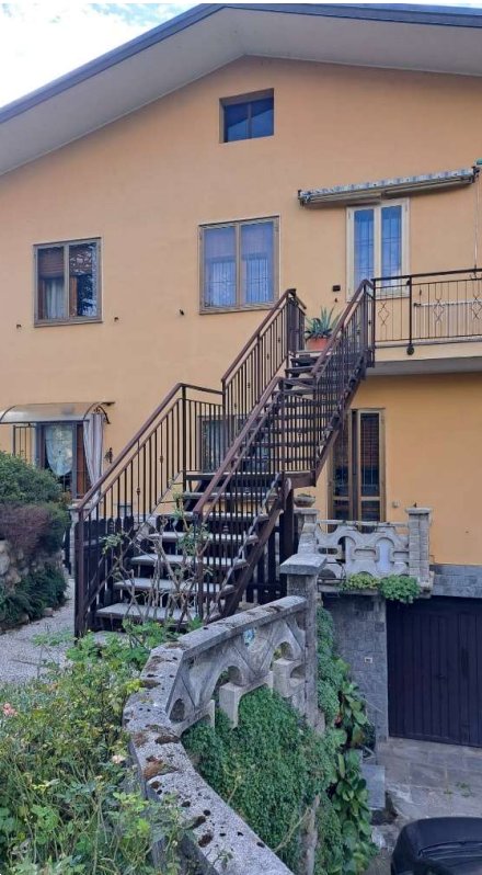 casa indipendente in vendita ad Induno Olona in zona San Bernardino