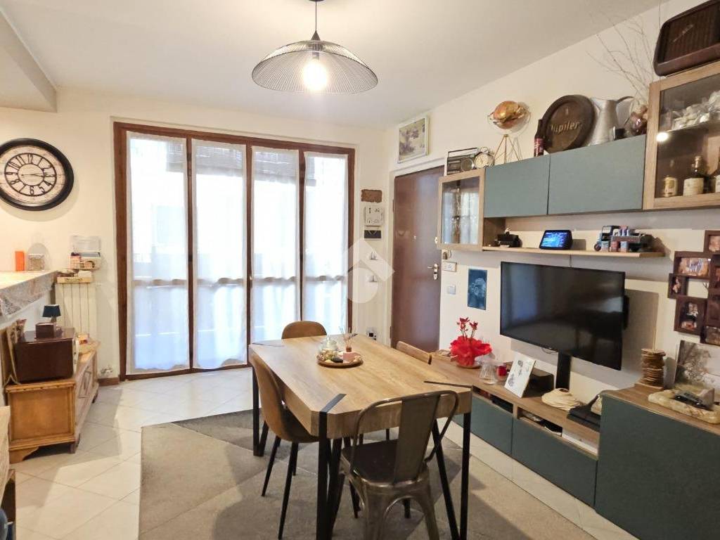 appartamento in vendita ad Induno Olona in zona Olona