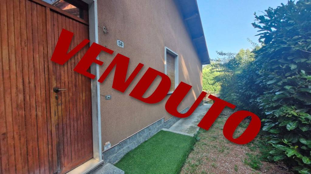 casa indipendente in vendita ad Induno Olona in zona Olona