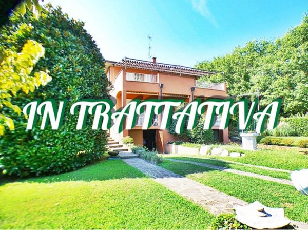 casa indipendente in vendita ad Ispra