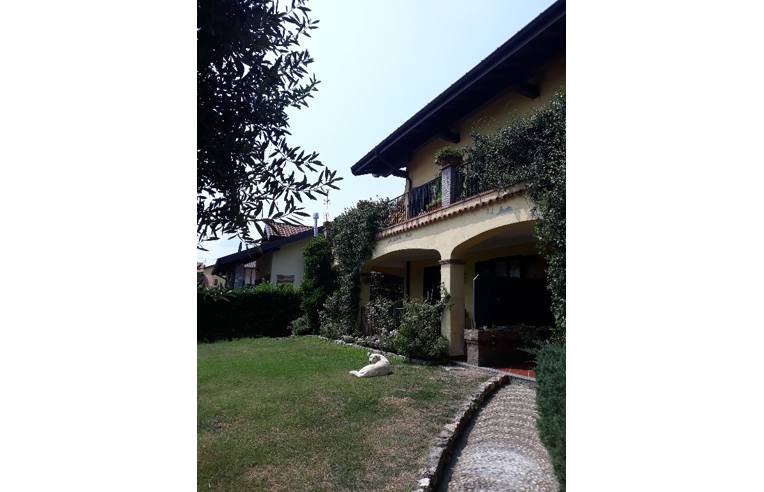 appartamento in vendita ad Ispra