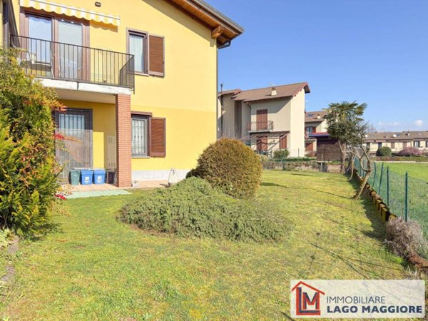 appartamento in vendita ad Ispra