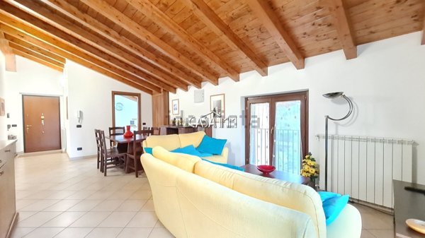 appartamento in vendita ad Ispra