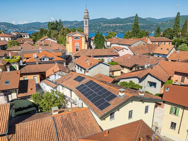 casa indipendente in vendita ad Ispra