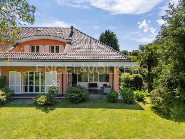 casa indipendente in vendita ad Ispra