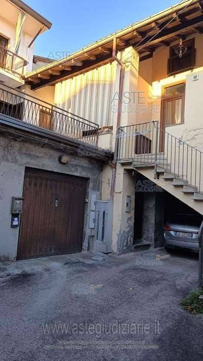 appartamento in vendita ad Ispra