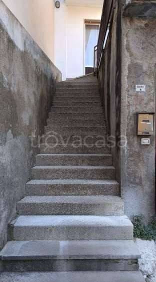 negozio in vendita ad Ispra