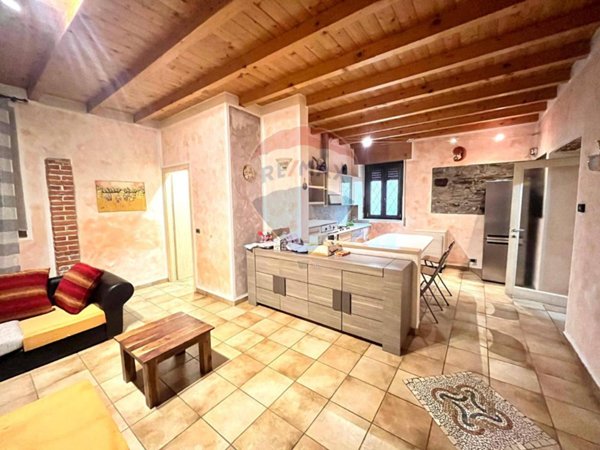 appartamento in vendita ad Ispra
