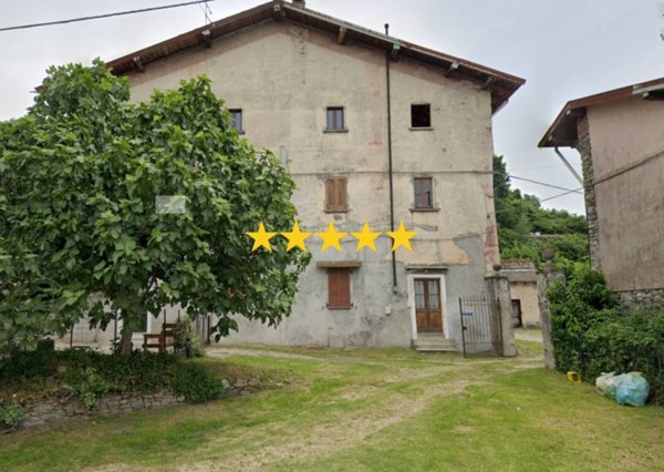 appartamento in vendita ad Ispra