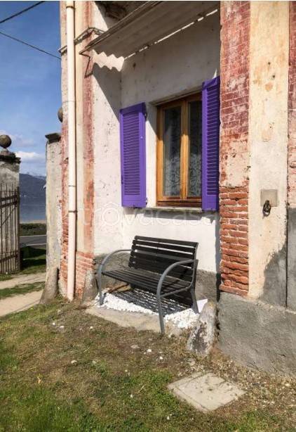 appartamento in vendita ad Ispra