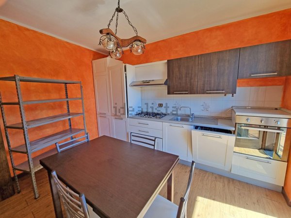 appartamento in vendita ad Ispra