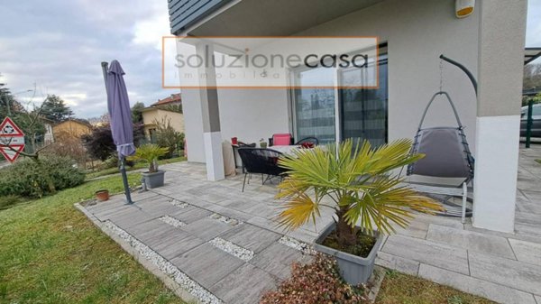 appartamento in vendita ad Ispra