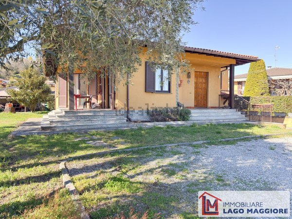 casa indipendente in vendita ad Ispra