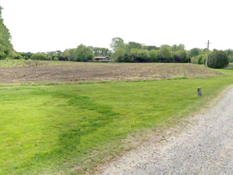 terreno edificabile in vendita ad Ispra in zona Quassa