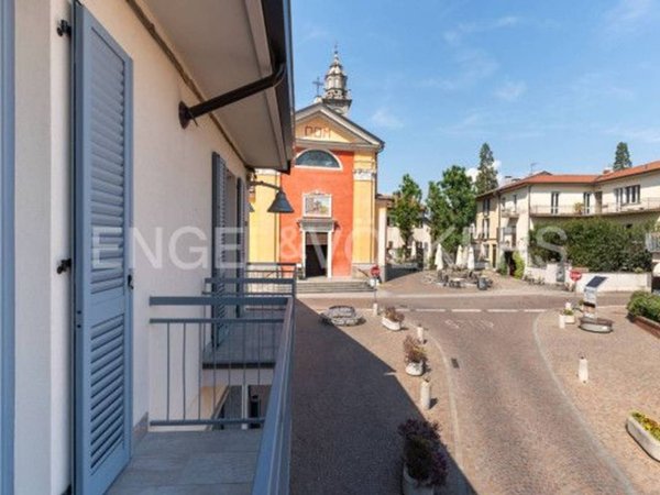appartamento in vendita ad Ispra