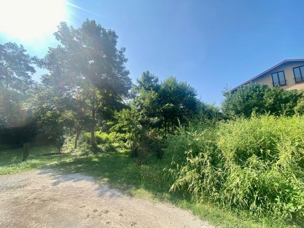 casa indipendente in vendita ad Ispra in zona Cascine