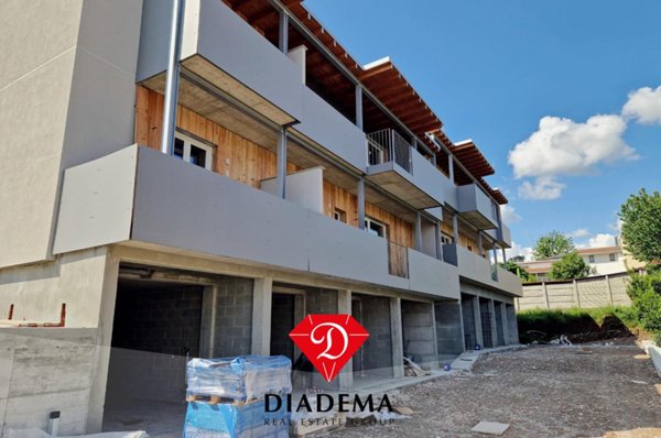 appartamento in vendita a Jerago con Orago