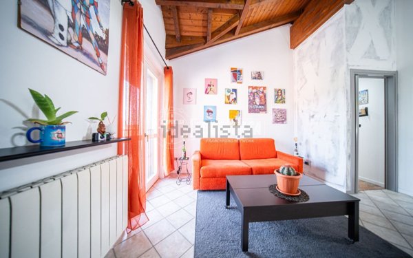 appartamento in vendita a Jerago con Orago